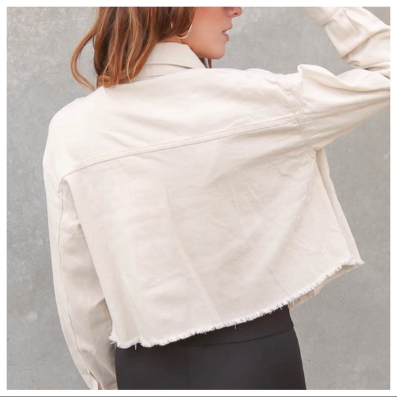 Frayed Hem jean jacket - Picture 4 of 5